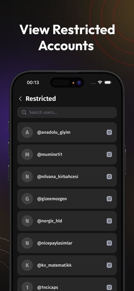 Followers Reports : Insightly - 이 앱은 사용자의 제한된 계정 목록을 깔끔하게 정리하여 보여주며, 각 계정의 이니셜과 @사용자 이름을 통해 간편하게 식별하고 옆에 있는 인스타그램 아이콘으로 추가 정보를 확인할 수 있습니다.