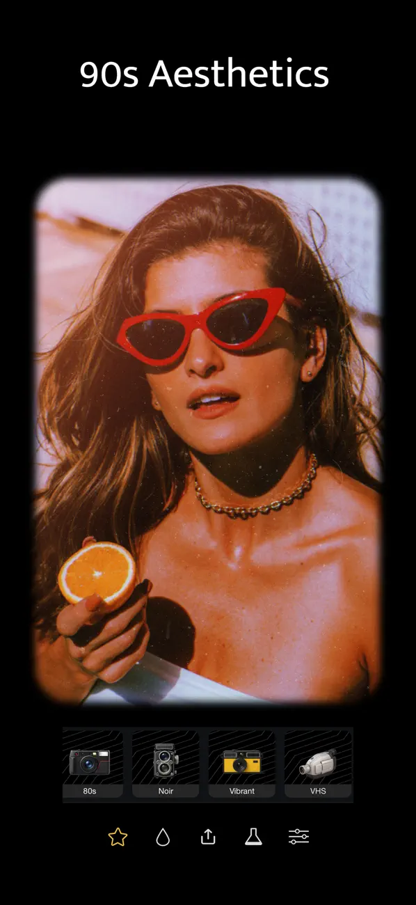 #6. Vintage Camera: Analog Film (iOS) โดย: NET Sigma