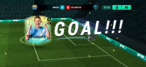 Ultimate Football Manager - L'app celebra i momenti cruciali con un'animazione di 'GOAL!!!' in primo piano, mentre l'immagine di Haaland festeggiante riflette l'emozione del successo in campo.