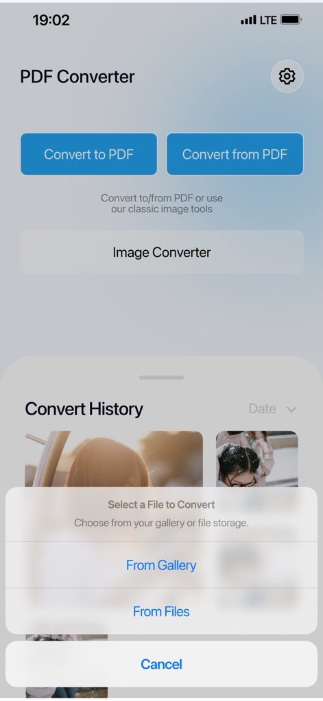 PDF Converter – Photos to PDF - Un menu clair permet aux utilisateurs de choisir la source de leurs fichiers à convertir, offrant des options distinctes pour la galerie d'images et le stockage interne ou cloud de l'appareil.