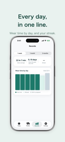 Traybook: Aligner Tracker Screenshot 2 of 4