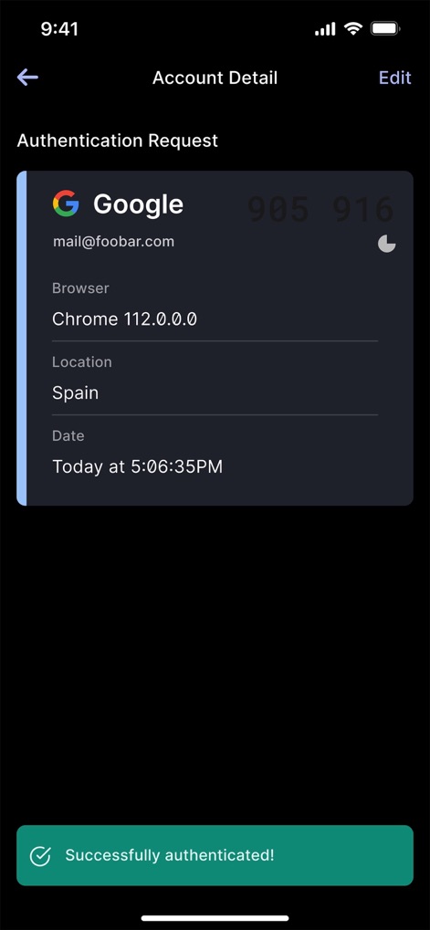 Auth0 Guardian - Nach der Genehmigung wird die erfolgreiche Authentifizierung mit einer Bestätigungsnachricht und den zuvor angezeigten Anfragedetails dargestellt.