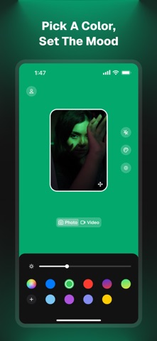 LightCam: Selfie Glow Camera Screenshot 2 of 4