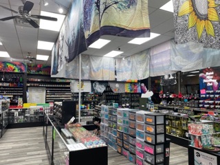 happy hippie smoke and vape shop photos Happy Hippie Smoke Shop main image 1