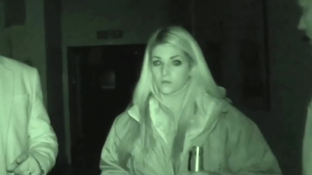 Hack Green Secret Nuclear Bunker - The Past Hunters: Enter the ...
