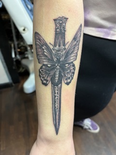 Stand Fast Tattoo Studio inc. & beauty.