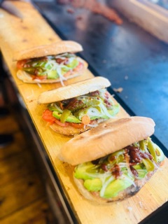 Las Tortugas – Tortas Perronas