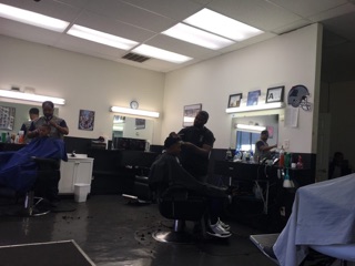 Headliners Barbershop