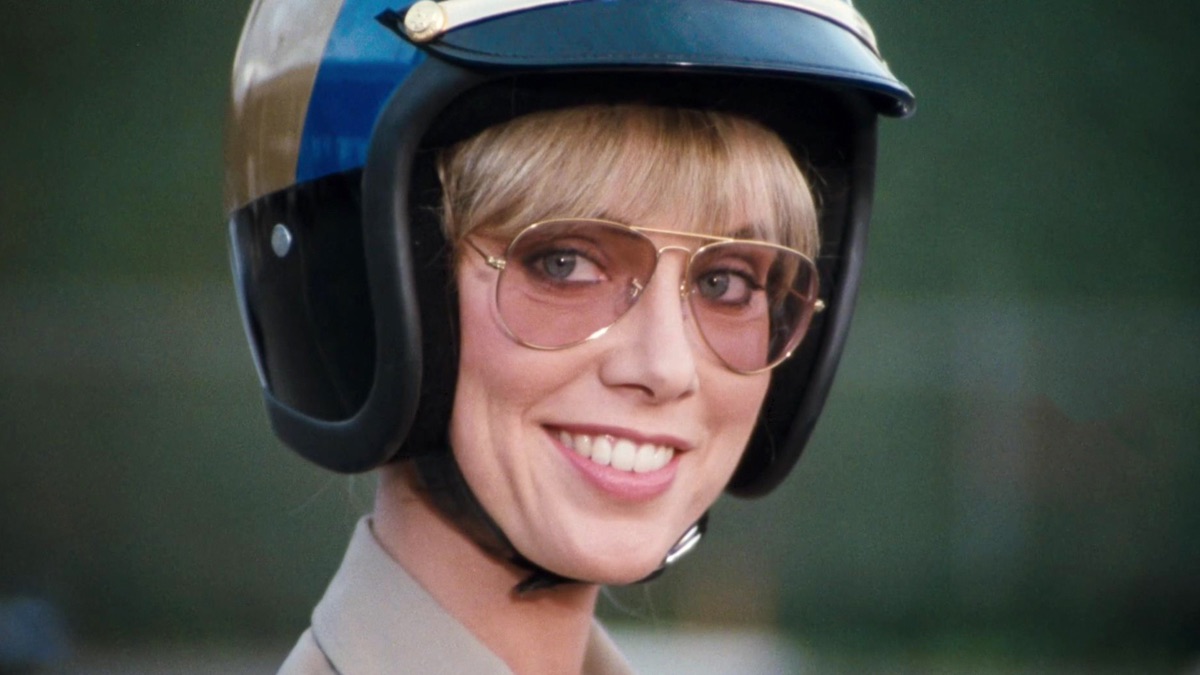 Ponch's Angels, Pt. 1 CHiPs (Season 4, Episode 14) Apple TV