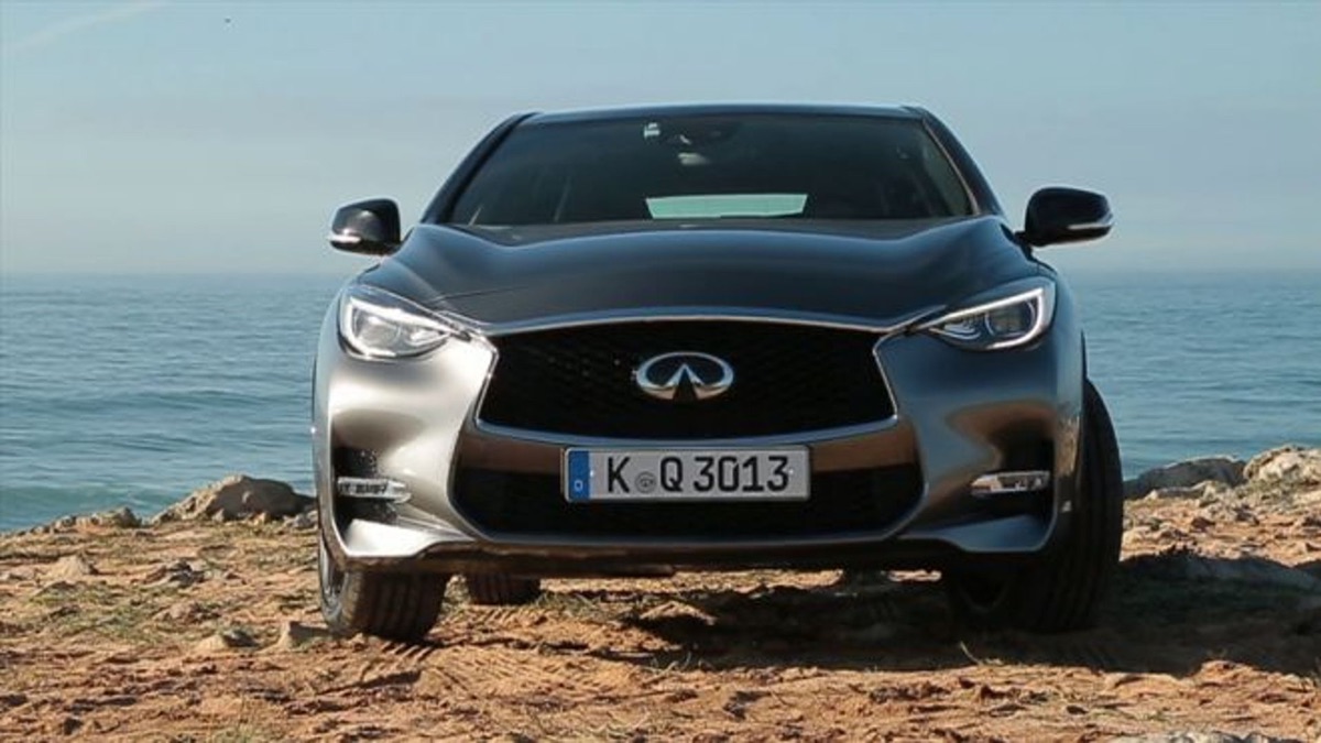 ‎Infinity Q30 - Más Que Coches GT (Temporada 5, Episodio 2) - Apple TV (ES)