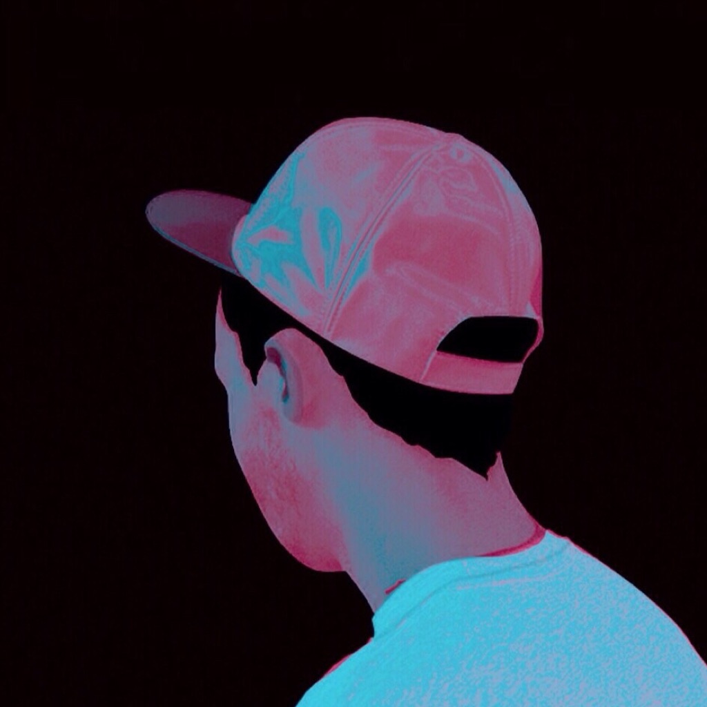 AppleMusic profile picture for @sucks