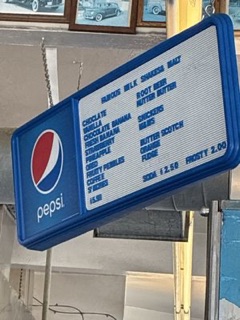 Bob's Giant Burgers Photos