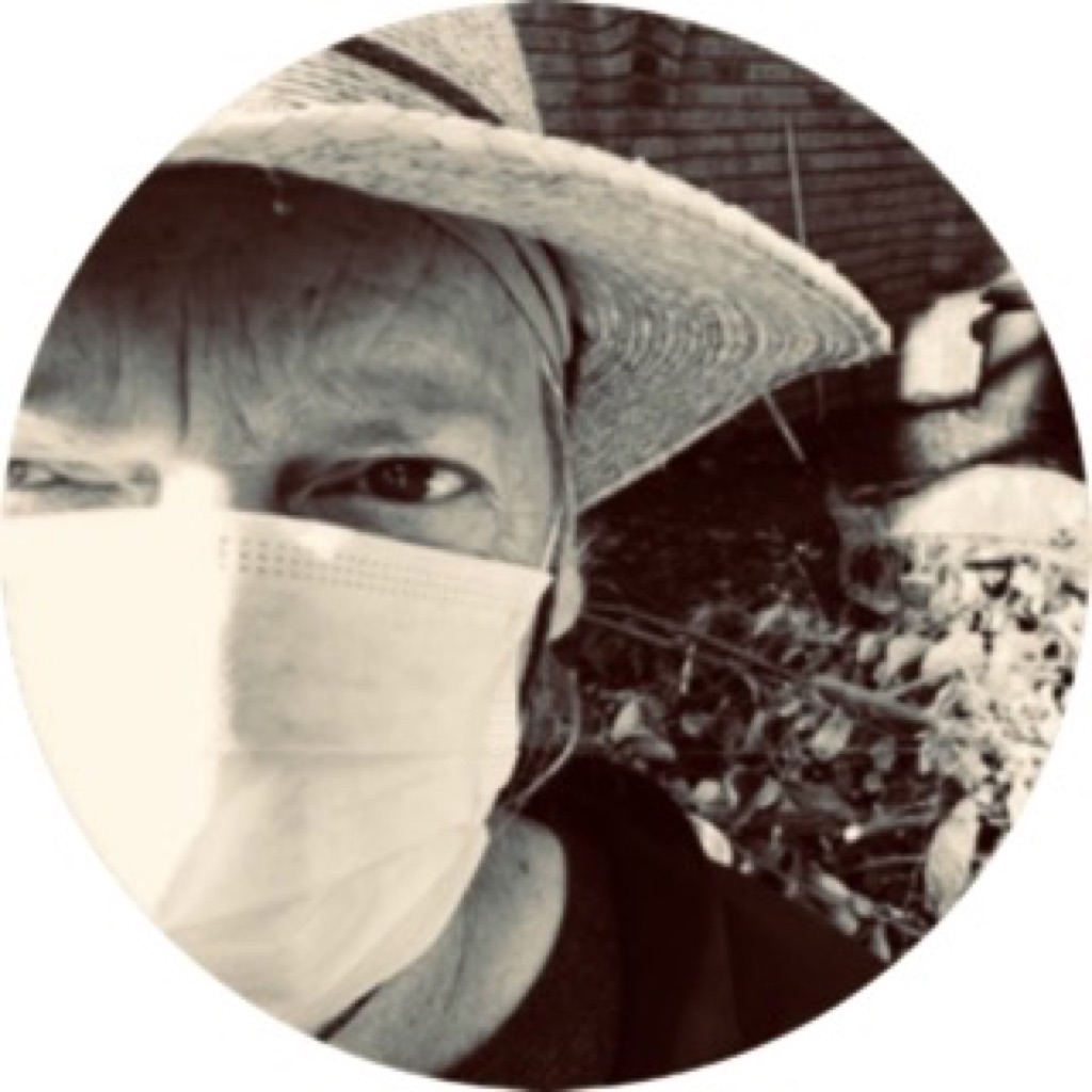 AppleMusic profile picture for @deprecated