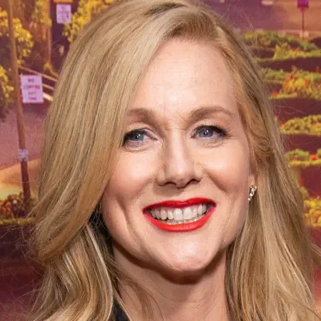Laura Linney