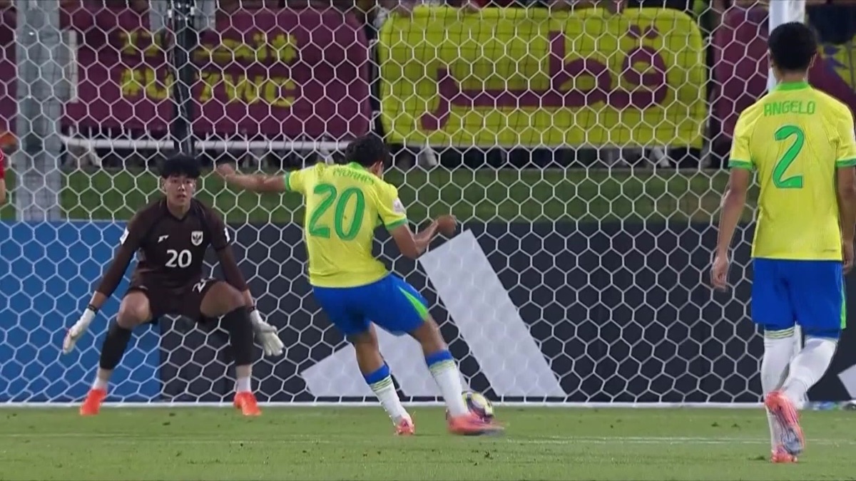 ‎Fase de Grupos: Brasil x Indonésia - Copa do Mundo da FIFA de Futebol ...