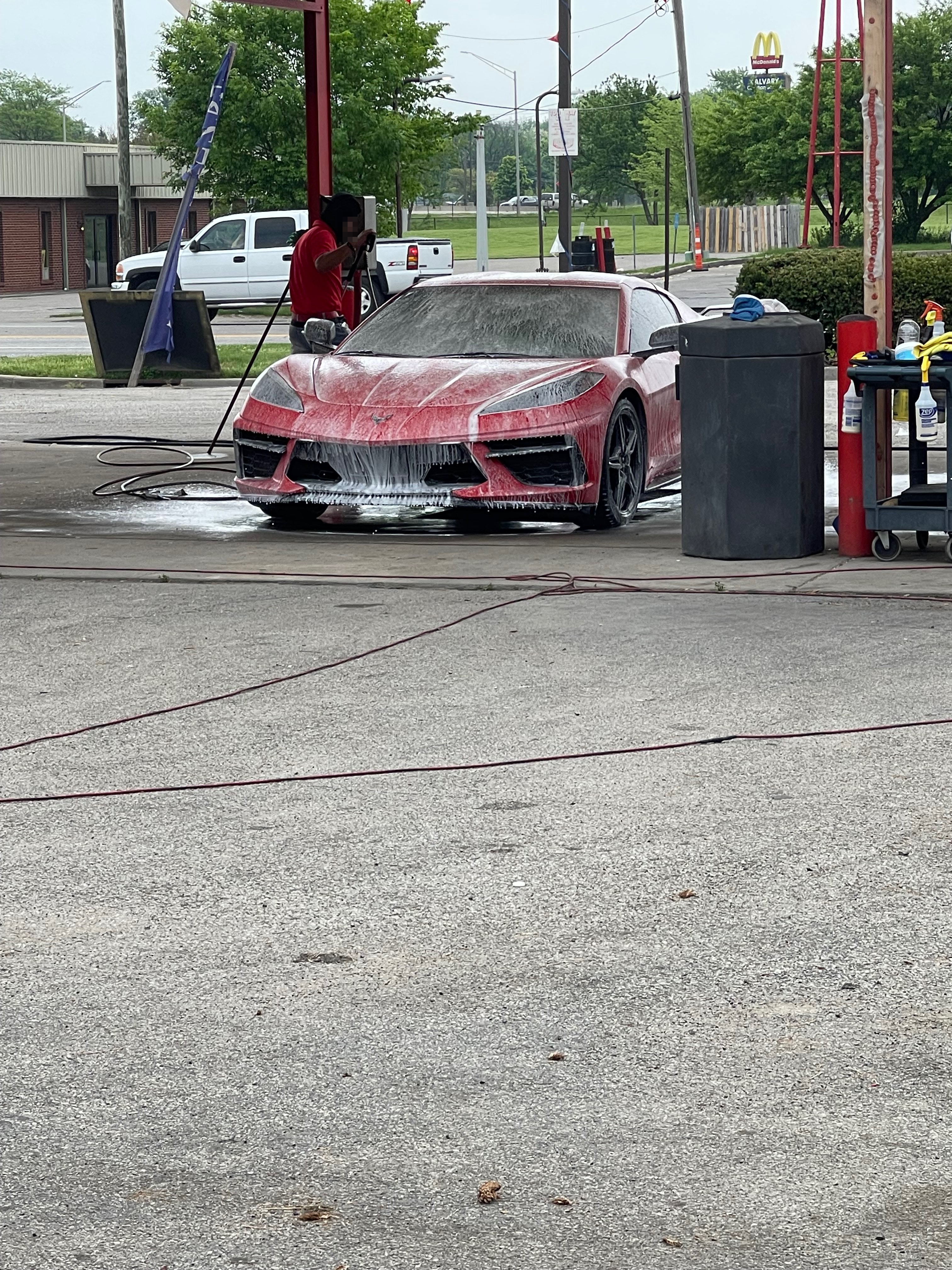 R&T Hand Car Wash