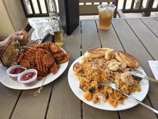 River’s Edge Cafe & Bar
