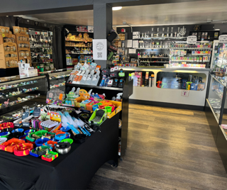 Midtown Direct Smoke Shop in Bend, OR United States - Apple Maps