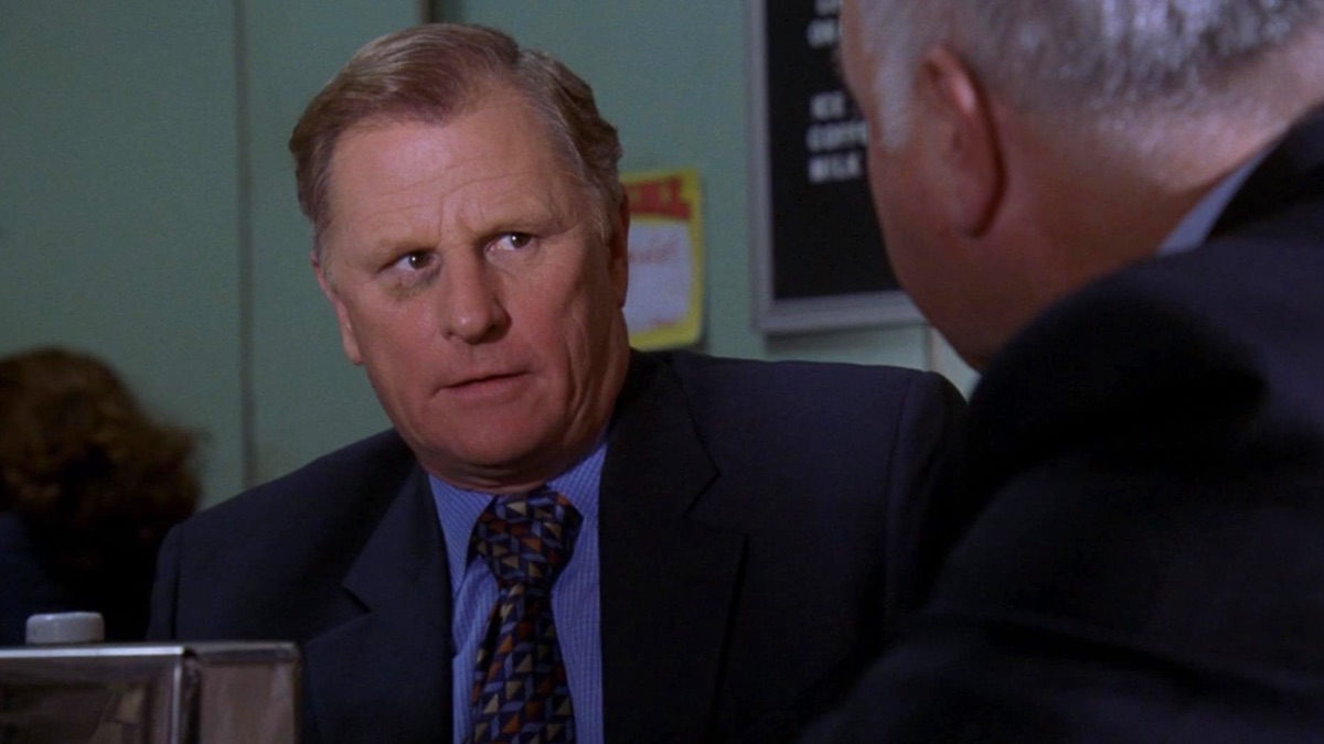 ‎J'aime bien Ike - NYPD Blue (saison 12, épisode 8) - Apple TV (FR)