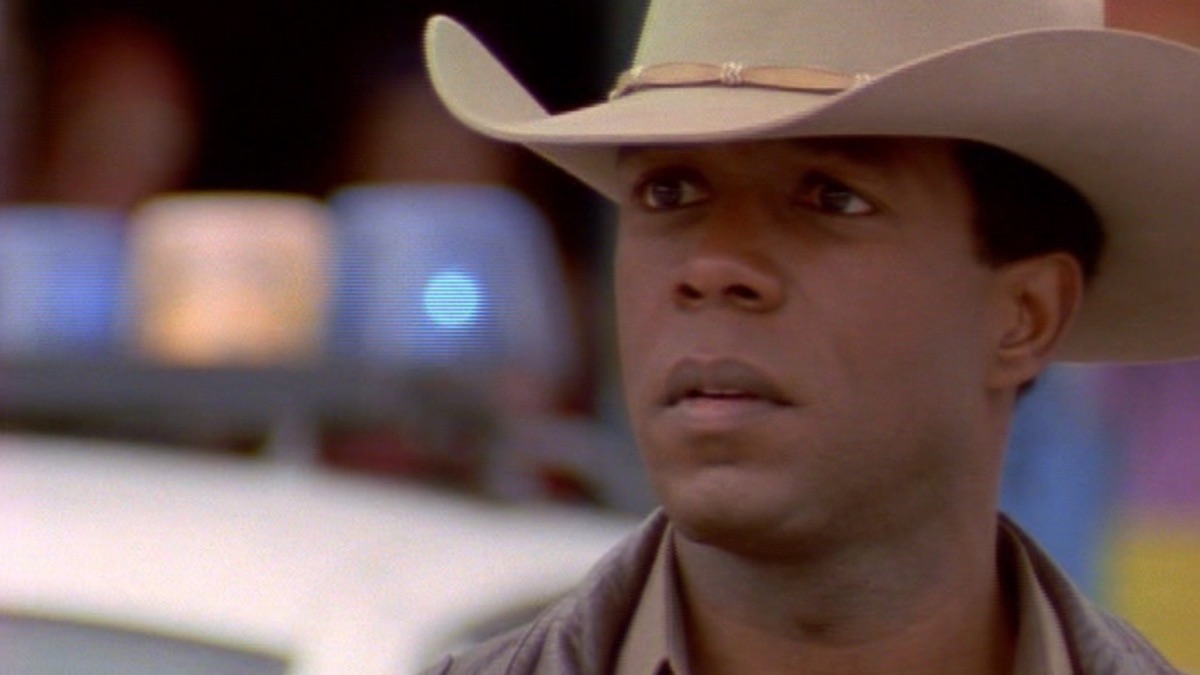 ‎Brothers in Arms - Walker, Texas Ranger (Season 7, Episode 19) - Apple TV