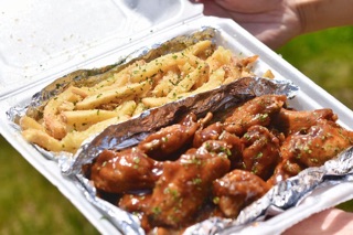 Wings & Pot
