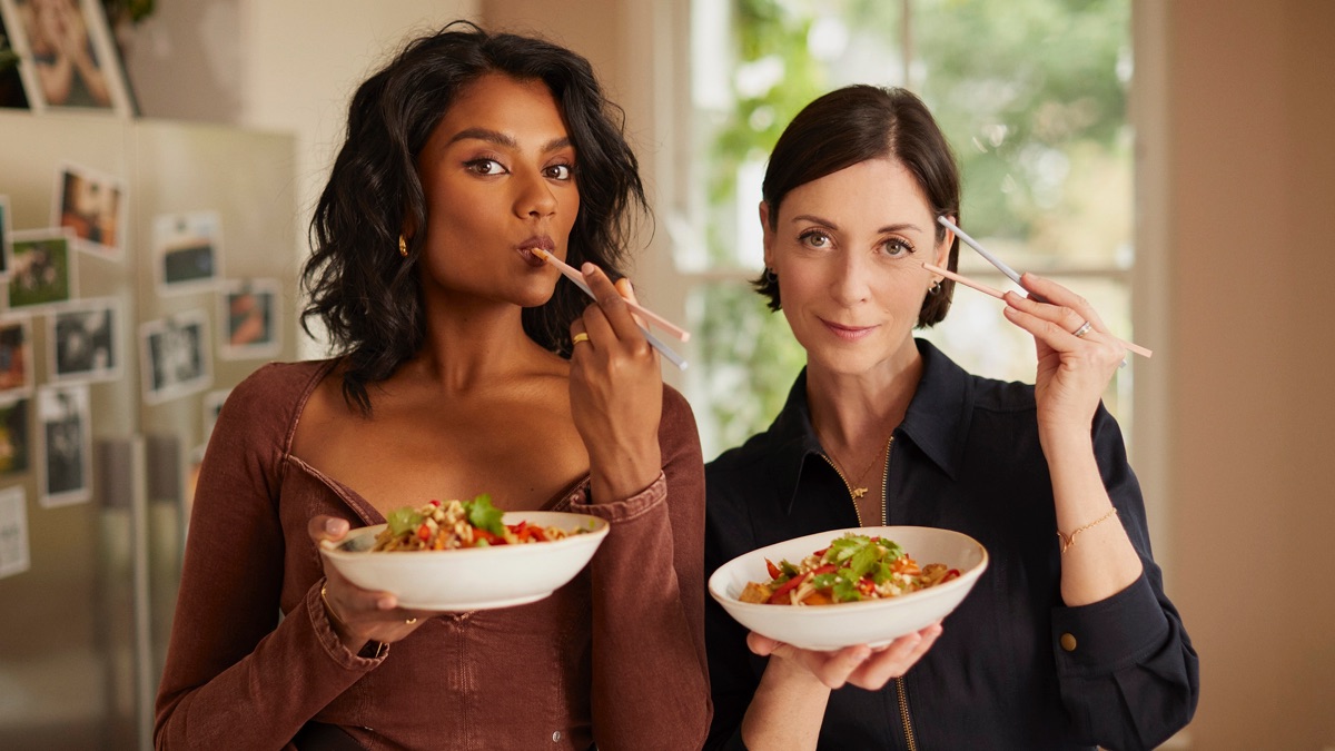 ‎20 Minutes or Less with Simone Ashley - Mary McCartney Serves It Up ...