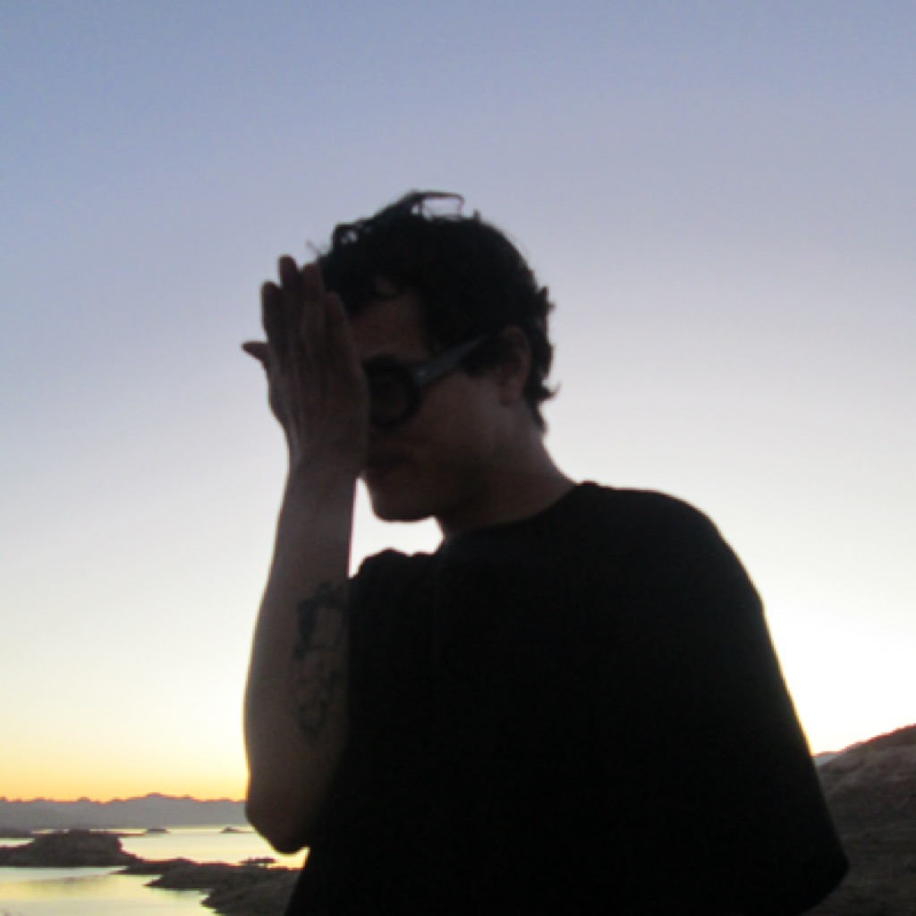 AppleMusic profile picture for @sonnets