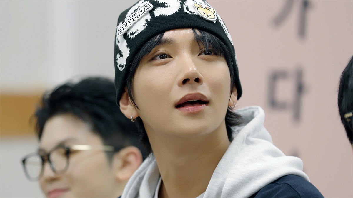 NANA bnb with SEVENTEEN - NANA bnb with SEVENTEEN (Season 1, Episode 1) -  Apple TV