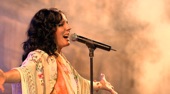 Video artwork for Una y no mas (Salamanca 05) by Diana Navarro