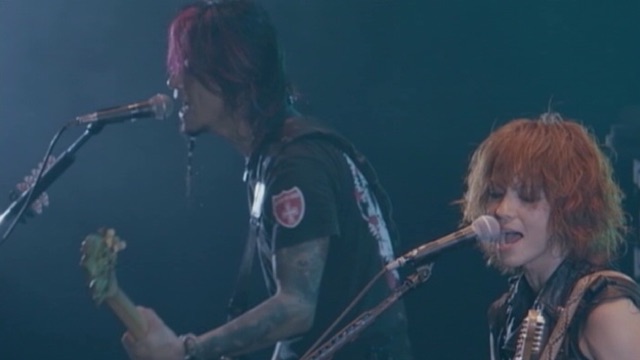 I GOTTA KICK START NOW (VAMPS LIVE 2009) - VAMPSのミュージック