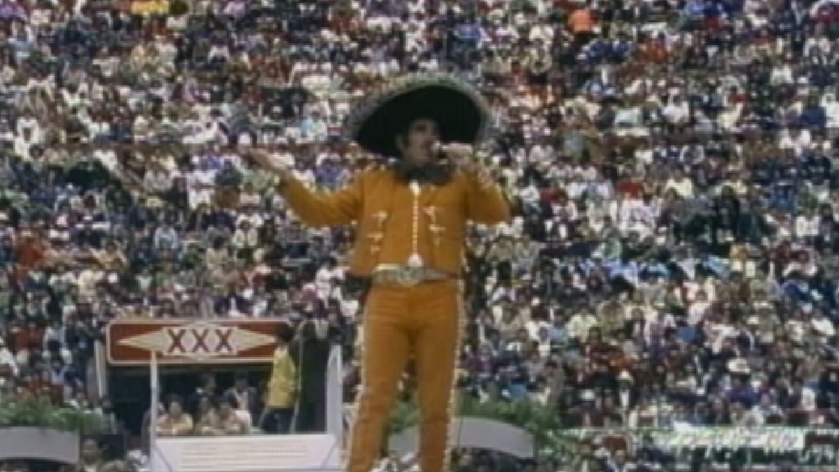 ‎Sin Que Lo Sepas Tu (En Vivo) - Music Video by Vicente Fernández ...