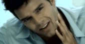 Video artwork for Te Extraño, Te Olvido, Te Amo by Ricky Martin