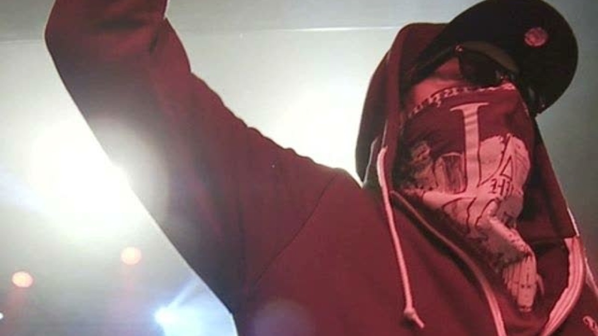 ‎Bottle And A Gun / What’s In A Name Interlude (Live) - Music Video by ...