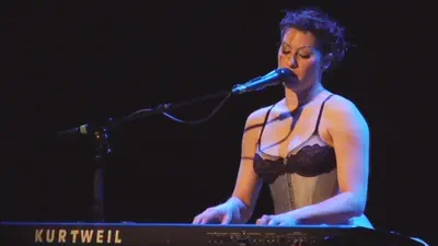 Mira el vídeo musical de Blake Says de Amanda Palmer