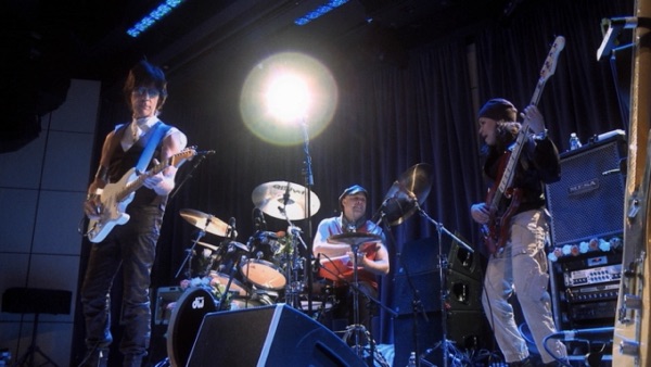 Hammerhead (Live at the Grammy Museum, April 22, 2010)
