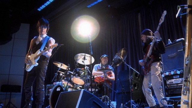 Hammerhead (Live at the Grammy Museum, April 22, 2010)