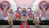 Video artwork for つけまつける by Kyary Pamyu Pamyu