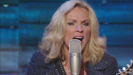 Walking My Lord Up Calvary Hill (feat. Rhonda Vincent) - Bill & Gloria Gaither