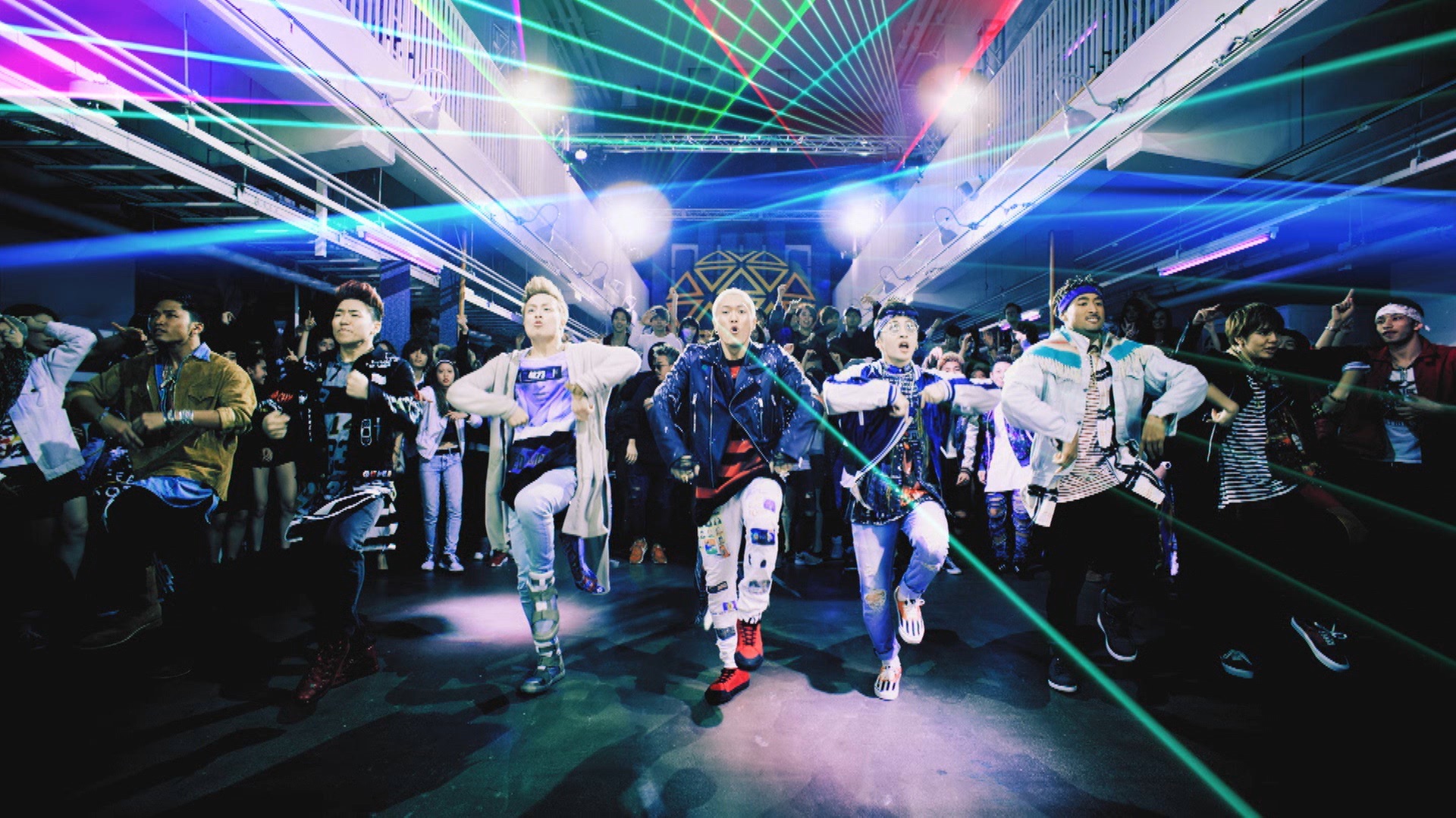 AGEHA - GENERATIONS from EXILE TRIBEのミュージックビデオ