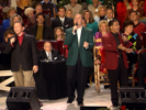 Hark! The Herald Angels Sing / O Come All Ye Faithful (feat. Greater Vision) - Bill & Gloria Gaither