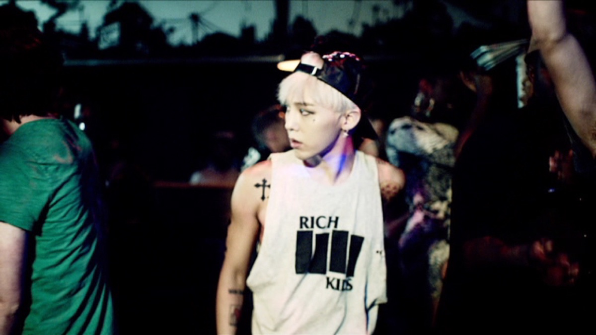 G Dragonの ミチgo G Dragon 17 World Tour Act Iii M O T T E In Japan をapple Musicで G Dragonの ミチgo G Dragon 17 World Tour Act Iii M O T T E In Japan をapple Musicで