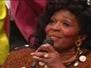 Jesus Loves Me (feat. Barrett Sisters) - Bill & Gloria Gaither