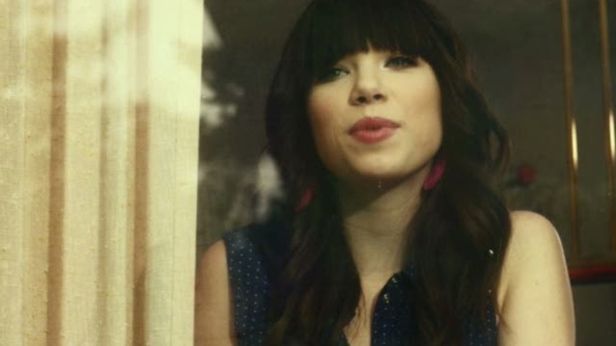 Carly Rae Jepsen Call Me Maybe Wiki ‎Call Me Maybe - Music Video by Carly Rae Jepsen - Apple Music