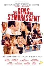 Des gens qui s'embrassent