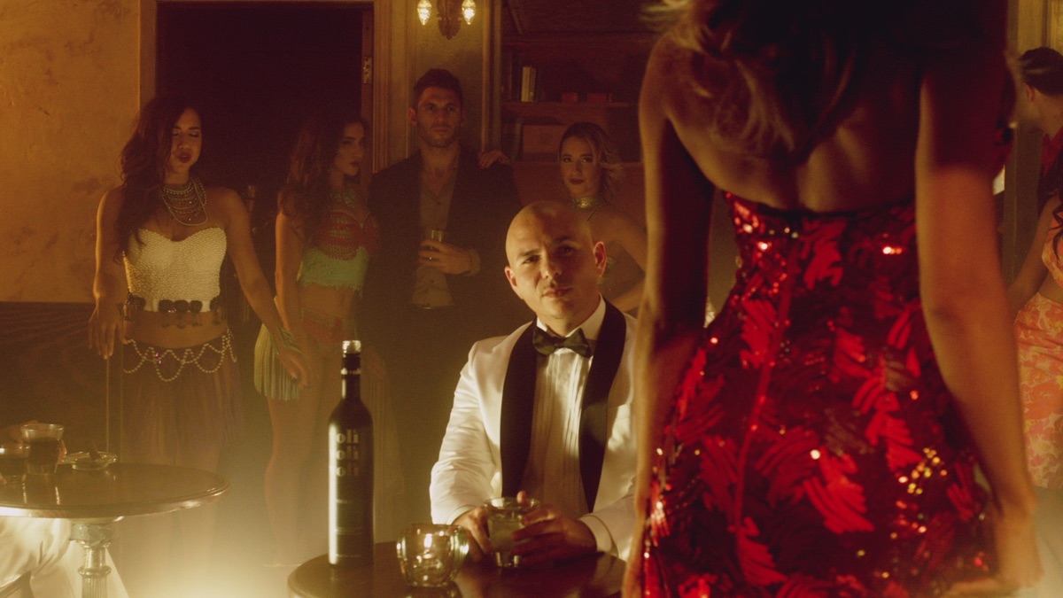 Fireball (feat. John Ryan) - Pitbull