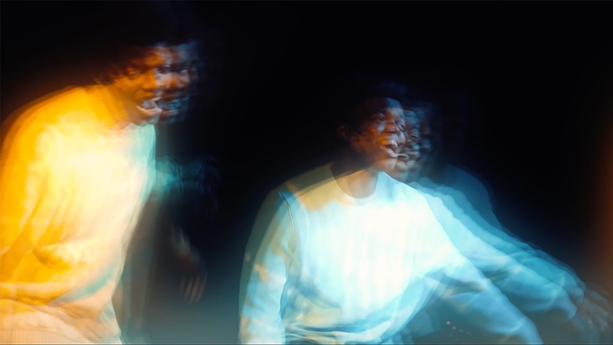 ‎Can You Love Me Tonight? (12" Extended Summer Edit) [Visualizer] - KAIROのミュージックビデオ - Apple Music