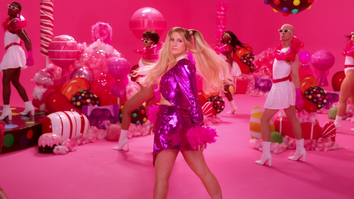 Made You Look (feat. Kim Petras) – Song by Meghan Trainor – Apple Music