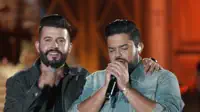 ATE FICAR VELHINHO — DOUGLAS & VINICIUS