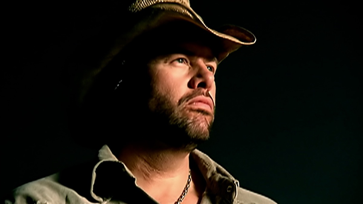 Does That Blue Moon Ever Shine On You - Music Video by Toby Keith - Apple Music