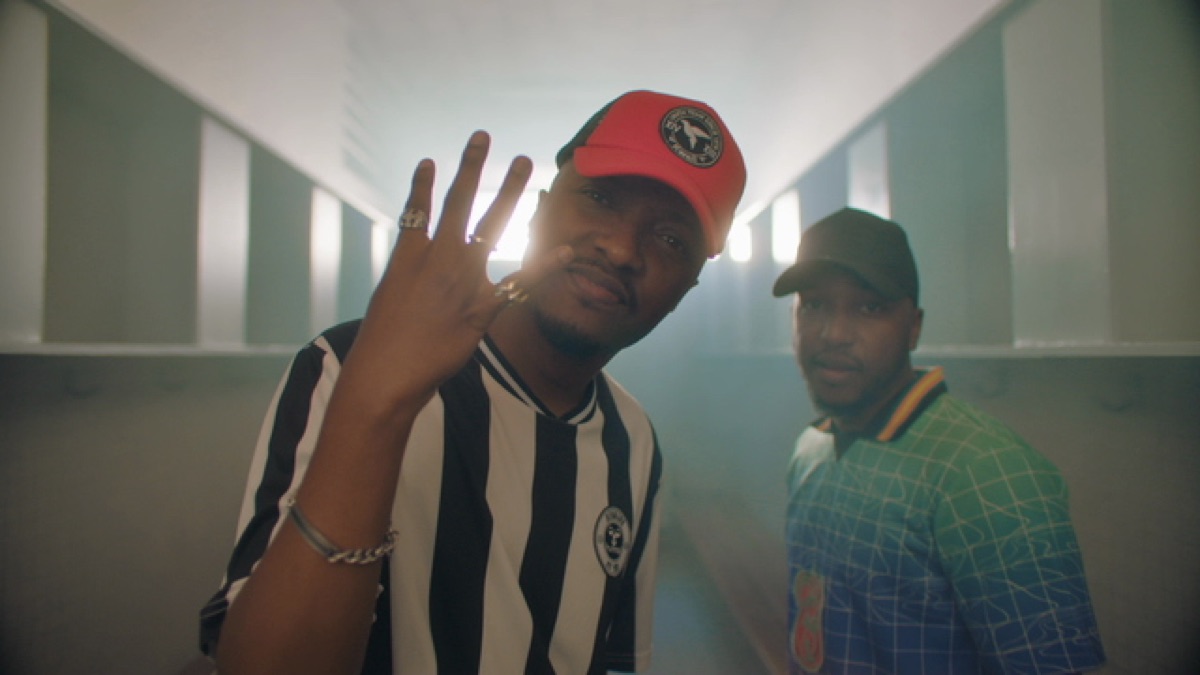 Le Coach (feat. Vincenzo) - Soprano